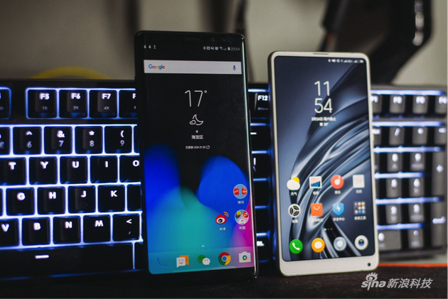 和三星Note 8的尺寸对比