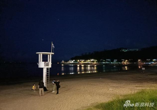 Reno Z夜间样张,在画面亮度上具备优势