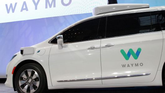 Waymo与沃尔玛等公司合作 推无人驾驶汽车服务