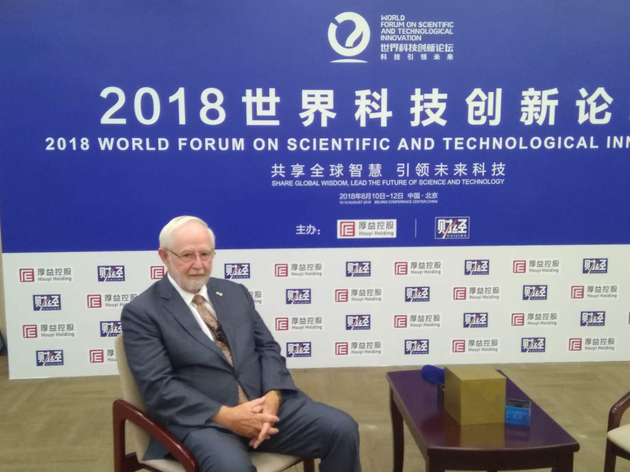访诺奖得主McDonald：中国将成粒子物理领域研究先锋