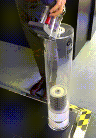 经典的吸哑铃动态图
