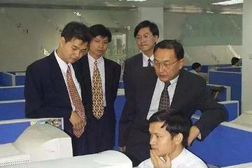 翠宫往事：刘强东买下的 是家有故事的饭店