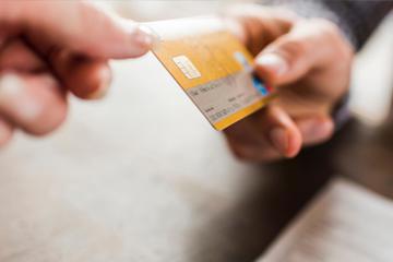 月入3000，信用卡欠了10万怎么办？