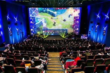 大银幕上搞直播，能帮电影院过冬吗？