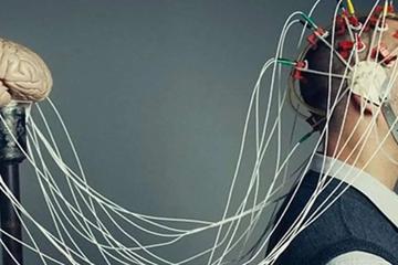 马斯克为“脑机接口”辩护