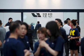 理想成功IPO，我们和它的投资人聊了聊李想与理想