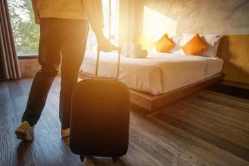 携程联手阿里京东求突破 美团的朋友又在哪里？