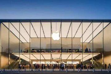 2万亿市值的苹果帝国最大隐患是什么？