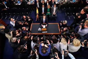 被罚50亿美元的脸书在美国大选最后的冲刺中左右不是