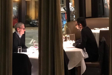 谷歌苹果孽缘：库克劈柴哥密谈 乔布斯扬言摧毁安卓