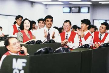 第一批买蔚来股票暴富的人：1美元时买到22万股 前几天清仓