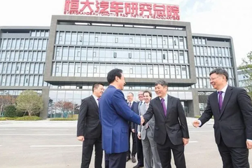 谁的尴尬？一辆车都没交付，恒大一跃成为中国第二大汽车公司！