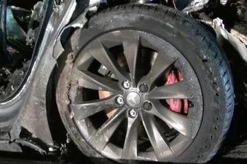 惨剧频发，特斯拉Autopilot这样自卖自夸真的没问题吗？