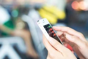 谁是手机金融之王？