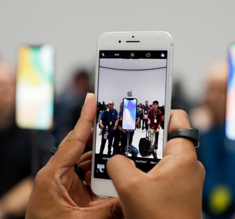 ��������˽�����������������ߵ�ָ�ƽ���iPhone