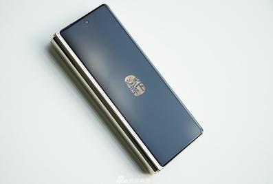 心系天下三星W21 5G圖賞