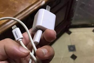 �ֻ����ʱ�Զ������϶���ͳ�׷���ԭ��������