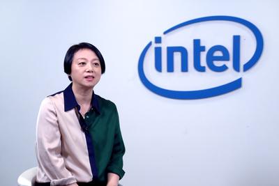 英特尔梁雅莉:AI、5G、智能边缘交织将带来新拐点|5G大家谈