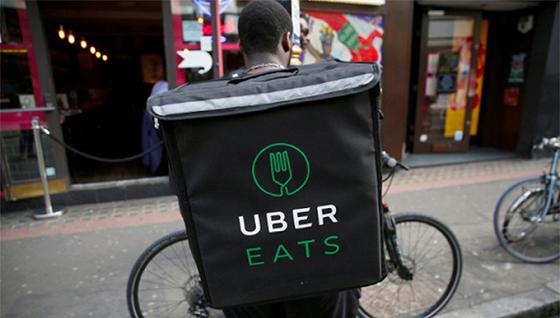 Uber Eats送餐员伦敦拦路罢工 抗议“赚钱太少”