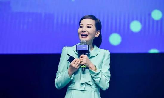 「银河娱乐澳门」泪奔!狗狗追灵车16公里,让在场人都哭了!