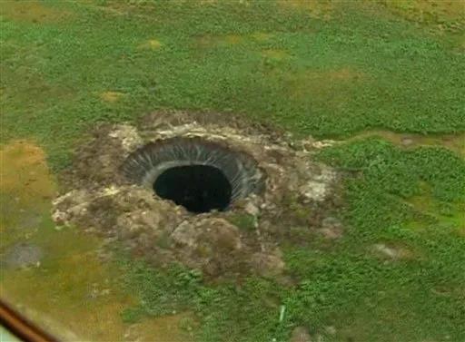 图片来源：AP Photo/Associated Press Television