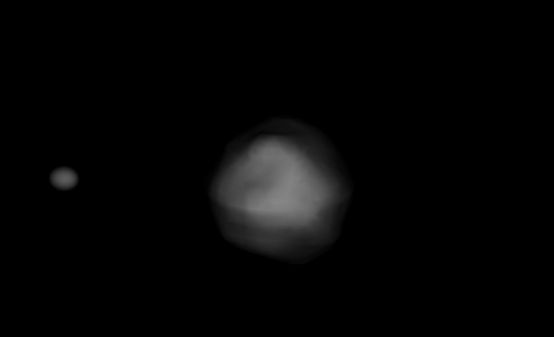 由光度光曲线和雷达数据得到的小行星迪莫莫斯Didymos系统的模拟图像。主体直径约780米，小卫星约160米。它们相距只有一公里多。初生体每2.26小时自转一次，而潮汐锁紧的小卫星每11.9小时围绕初生体旋转一次。近六分之一的已知近地小行星（NEA）是双星或多体系统。