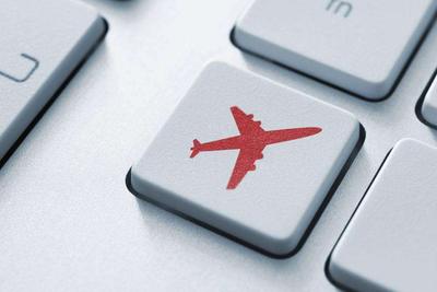 票代公司用“爬虫”抢低价机票加价卖出：航企咋应对 [负面]