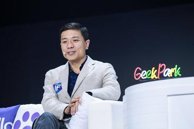 李彦宏:有省领导搜自己名字跳到色情网站 百度需负责 [负面]