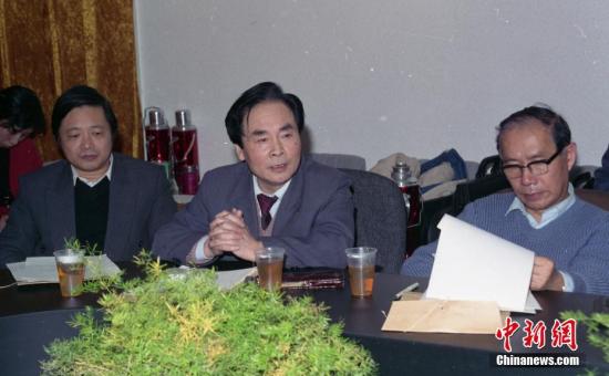 地狱守门人:病毒地狱守门人——记侯云德获国家最高科学技术奖