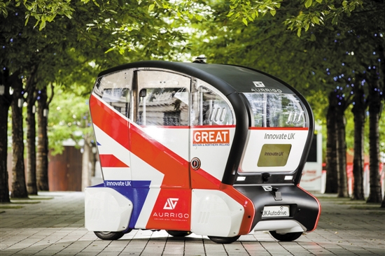 英国公司推出的无人驾驶公共汽车 图/视觉中国