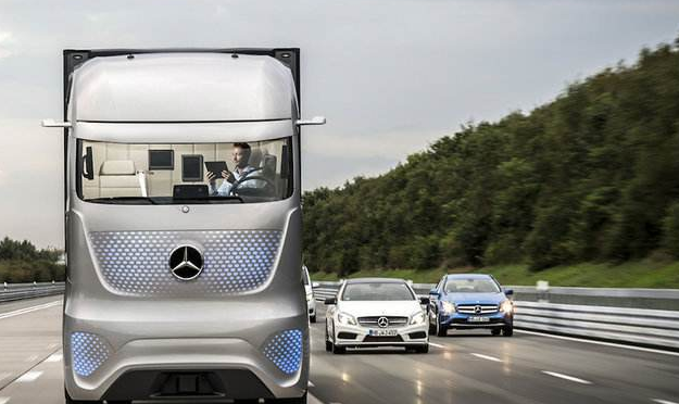 自动驾驶卡车也要来了 专家称2040年将会实现