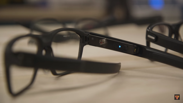 英特尔推出Vaunt智能眼镜：没有摄像头 采用激光投影