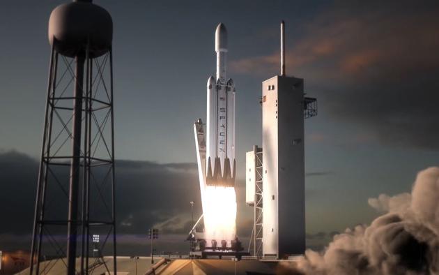 SpaceX公司的“猎鹰号”重型火箭将为21世纪“太空淘金热”提供便利，未来人类将在太空中寻找发现颇有价值的矿物和化学物质。