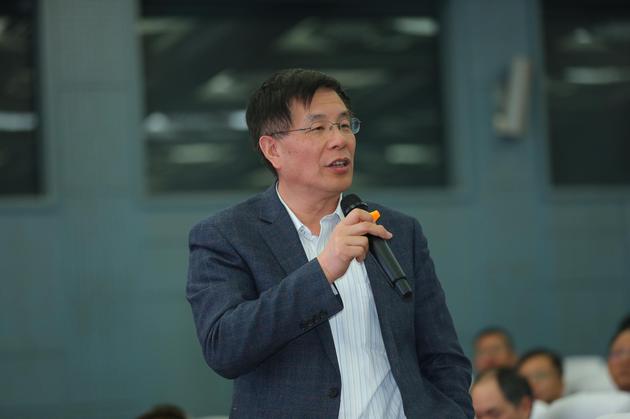 中国科学院党组成员、秘书长邓麦村
