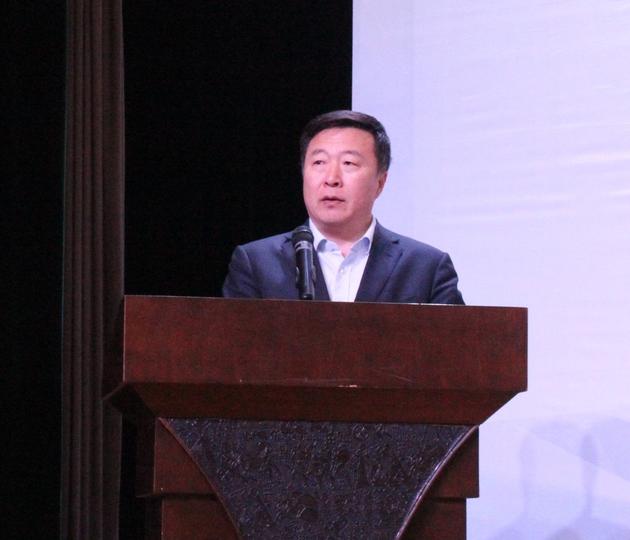 全国航空工业职业教育教学指导委员会秘书长刘柱宣布比赛开幕