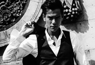 彭于晏释放熟男荷尔蒙