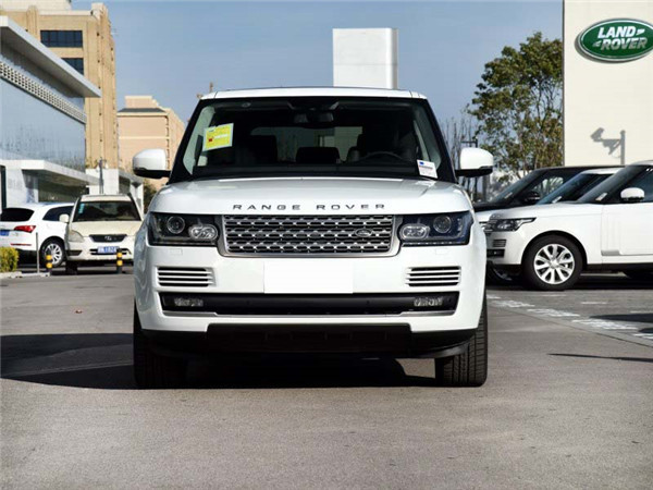 2017款路虎揽胜行政版价格低 冲击市场