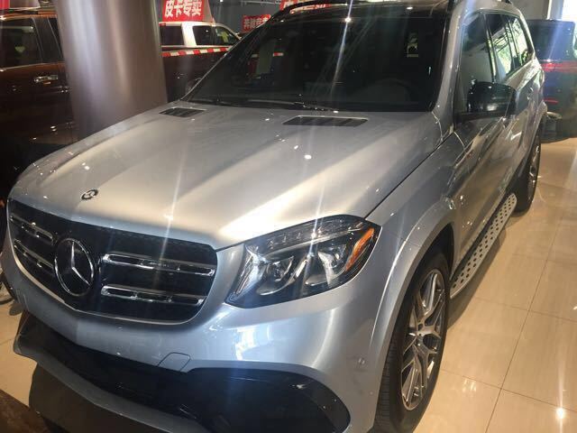 17款奔驰GLS63 底价相惠金秋极致体验