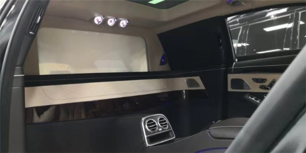 19款迈巴赫S450普尔曼加长版销售电话:13389982878刘经理