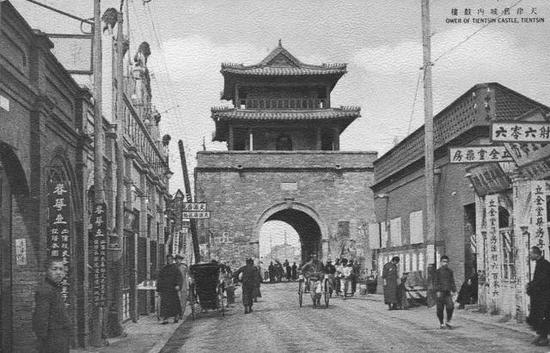 【1920年重修后的鼓楼】