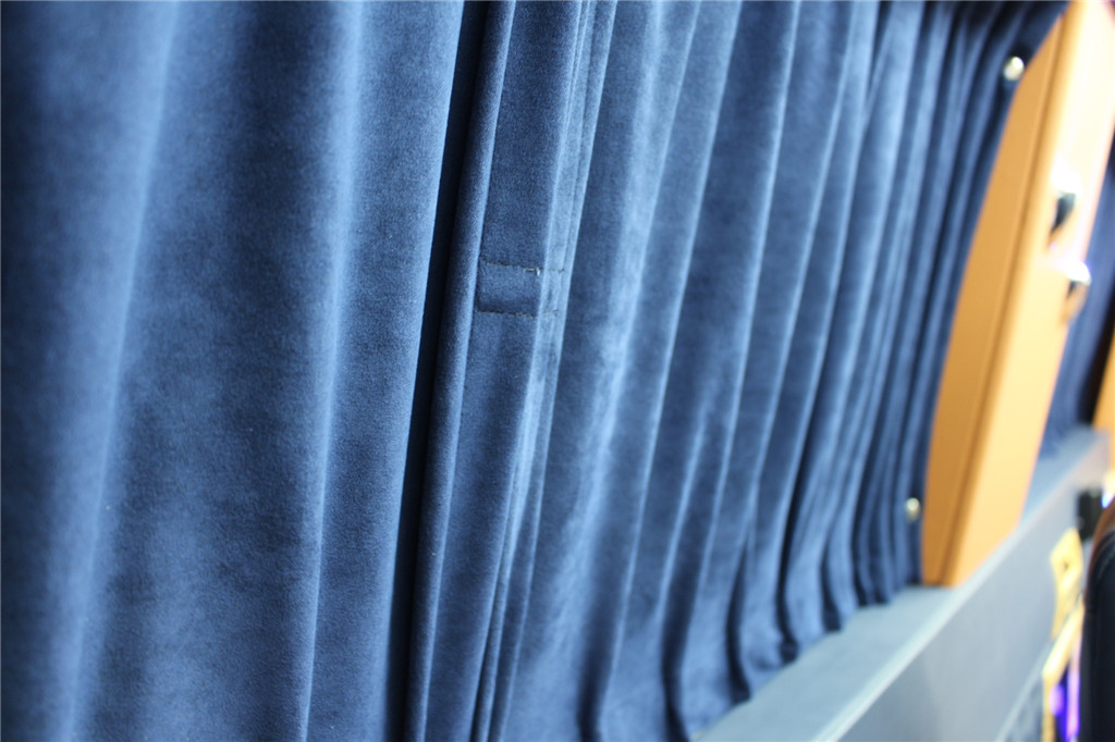 上海大众新款7座商务车大众进口凯路威15088779054