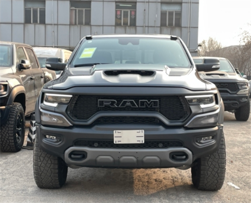 道奇霸王龙2级包满配98万 分期零首付