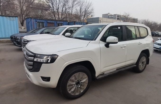 国六新款酷路泽3500LC300实拍图可分期