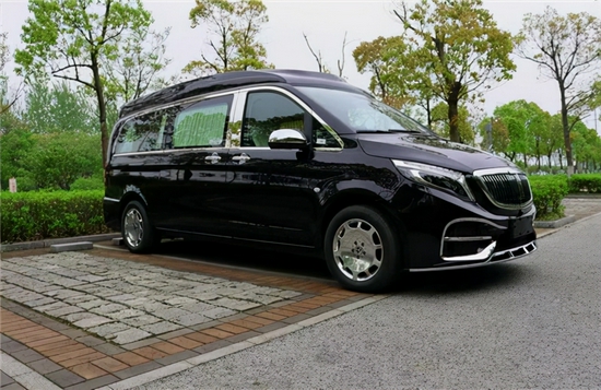 奔驰V260L高顶七座商务车降价中！