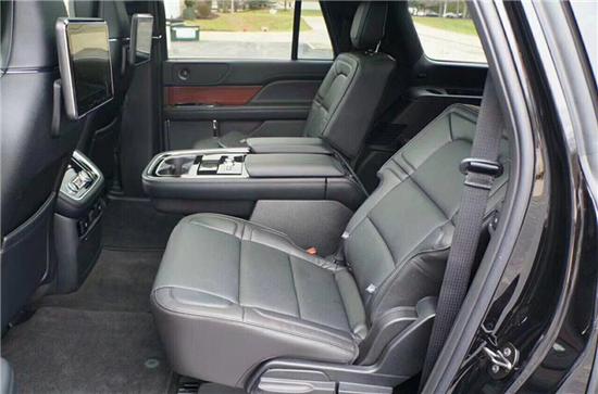 这样的空间，好想依靠土豪绅士的怀里...