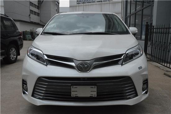 19款丰田塞纳配置解读 加规助您无忧畅行