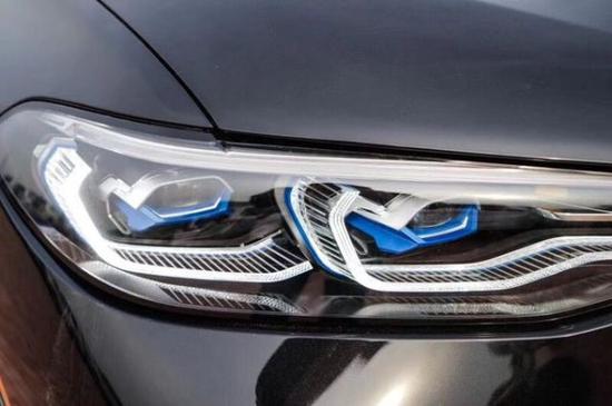 2019款宝马X7魅力四射现车爆降实惠多多