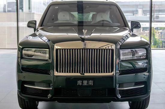 劳斯劳斯库里南现车到店购车半齐促销价