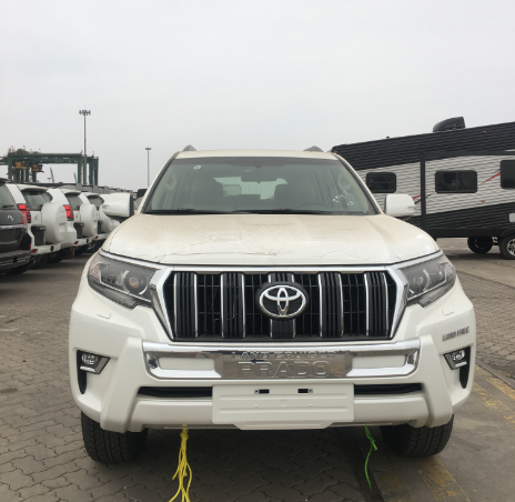 18款霸道4000 坚定中蕴藏着王者气息