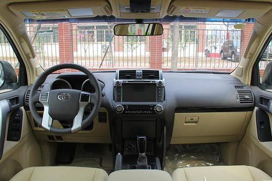 2018款丰田普拉多2700落地价 恭迎品鉴